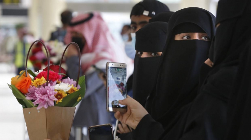 Почему женщины Саудовской Аравии зарабатывают меньше мужчин