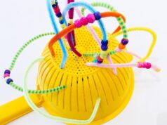 Плетение браслетов из резиночек на станке